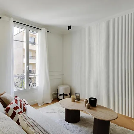 Vincennes Luxury Flat L005 * ונסן