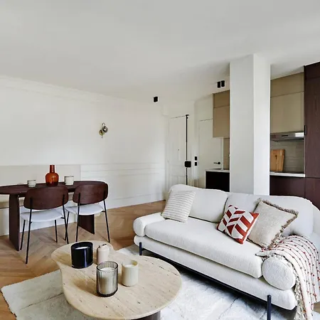 Chateau De Luxury Flat Apartment