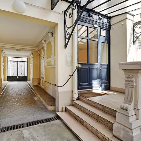Chateau De Luxury Flat Apartment