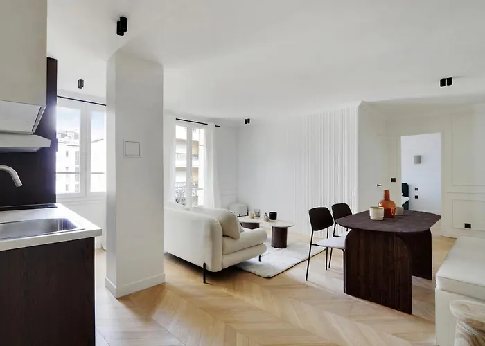 Vincennes Luxury Flat L005 * Vincennes